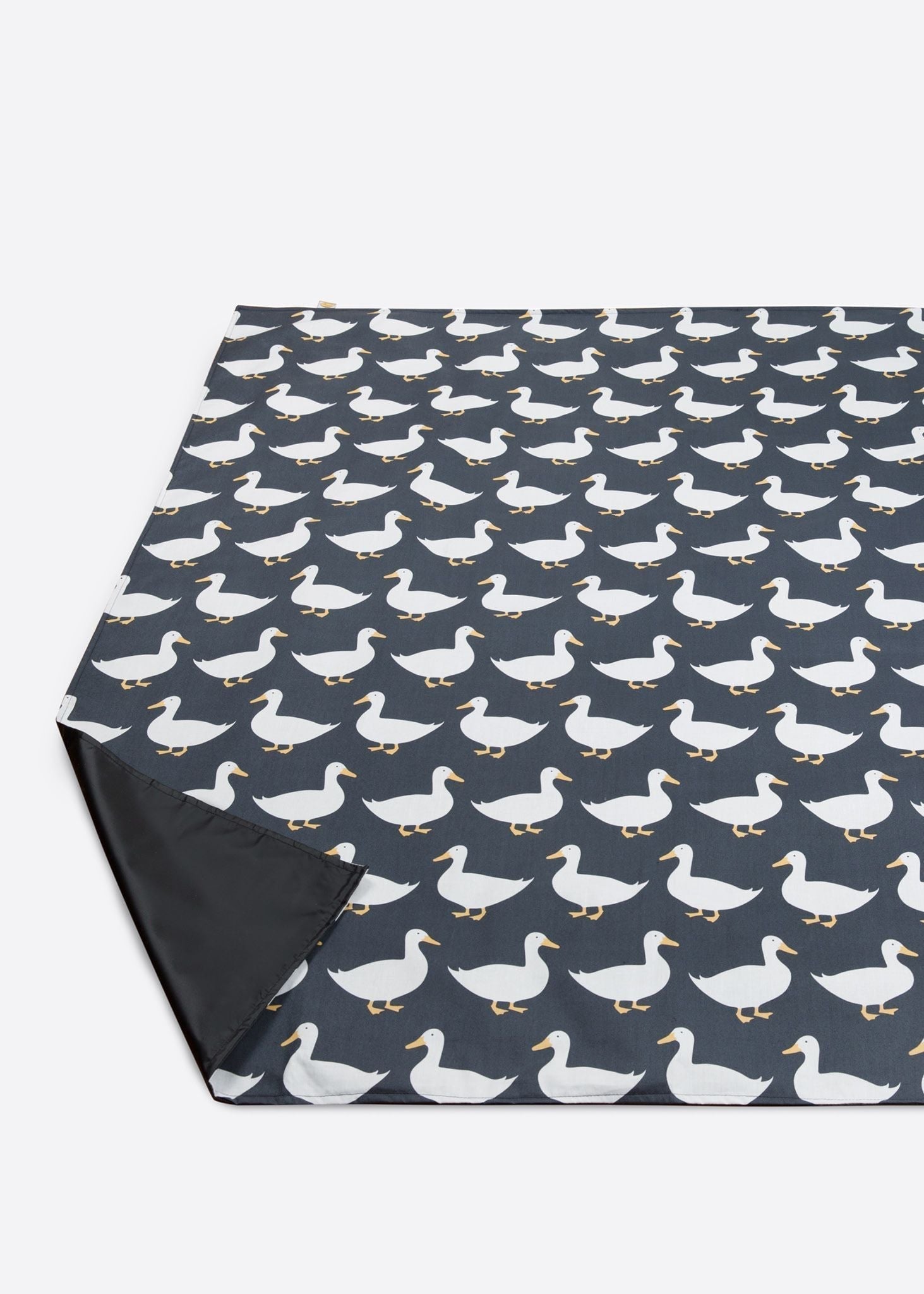 WaddlingDucksPicnicBlanket2_2bfca317-95a0-46a5-b515-218c63ee9da9.jpg