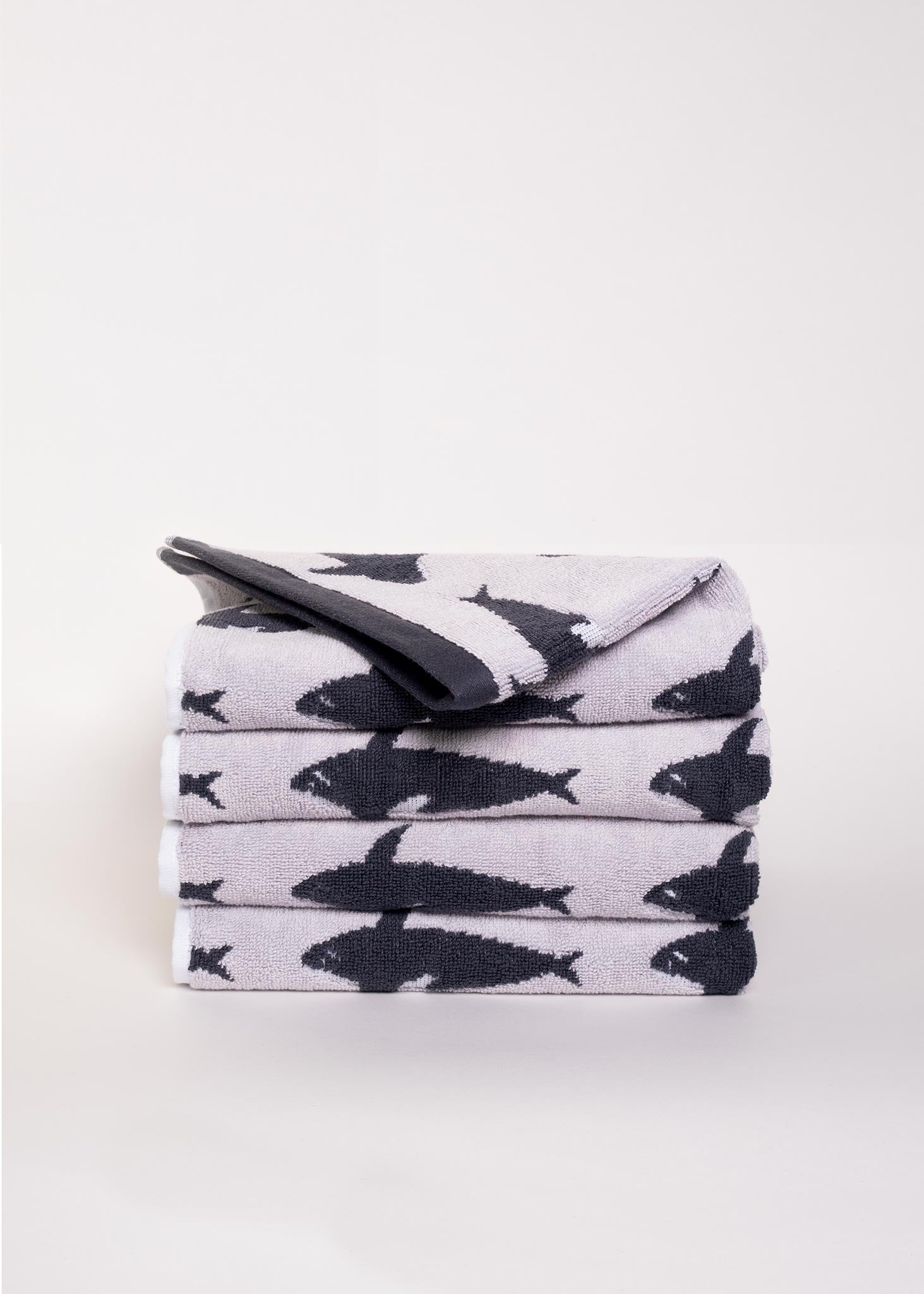 orca-hand-towel-bundle-1_7d0730cf-5a01-40b2-b851-f70303fe4fc4.jpg