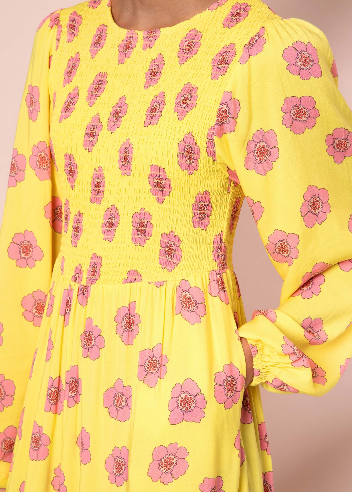 yellow-posy-dress-3_a6c99e1c-c9a0-467f-9b99-c61aafd0e40d.jpg